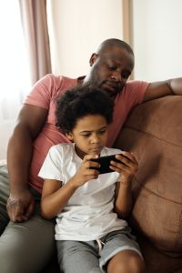 dating a man with kids