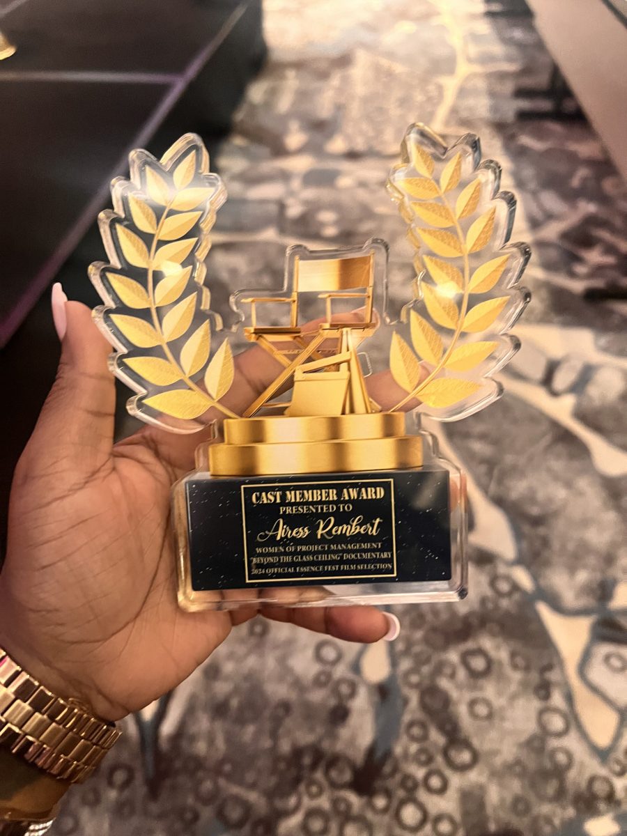 cast member award boss moves